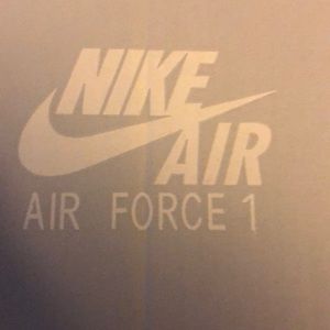 Meet your Posher, Troy